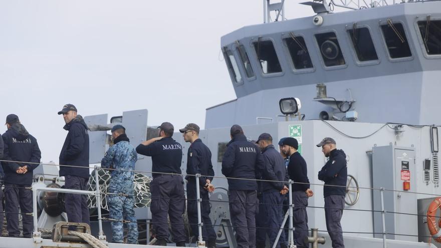 Tres buques de la OTAN atracan en el puerto de València