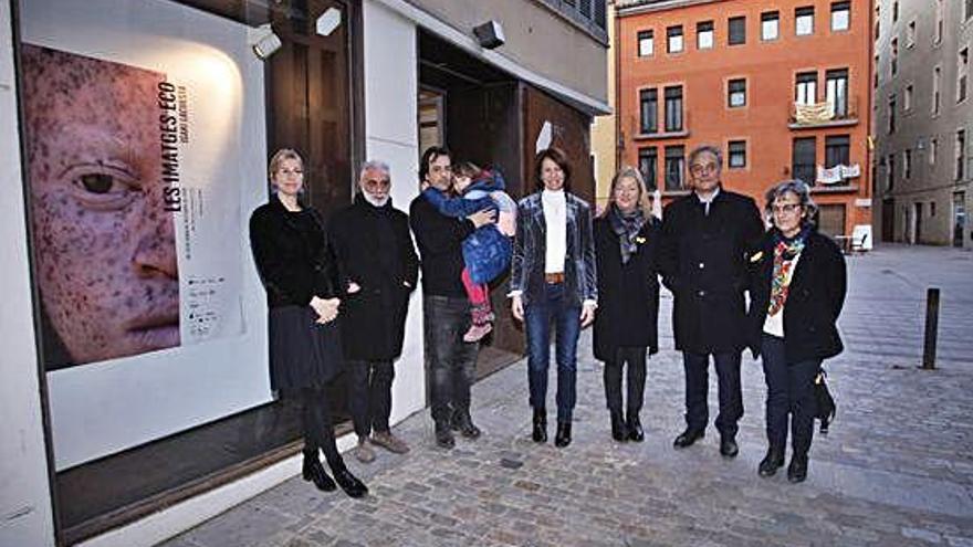 El Bòlit crida els «isakistes» a la  triple exposició de Lacuesta a Girona