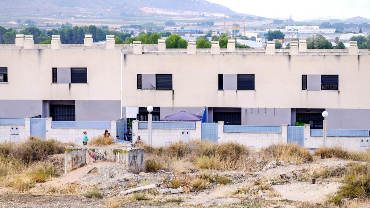 Uno de los bloques de viviendas sociales del barrio construidos en fechas recientes.