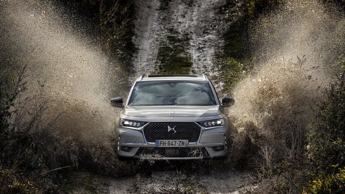 DS 7 Crossback E-Tense 4x4.