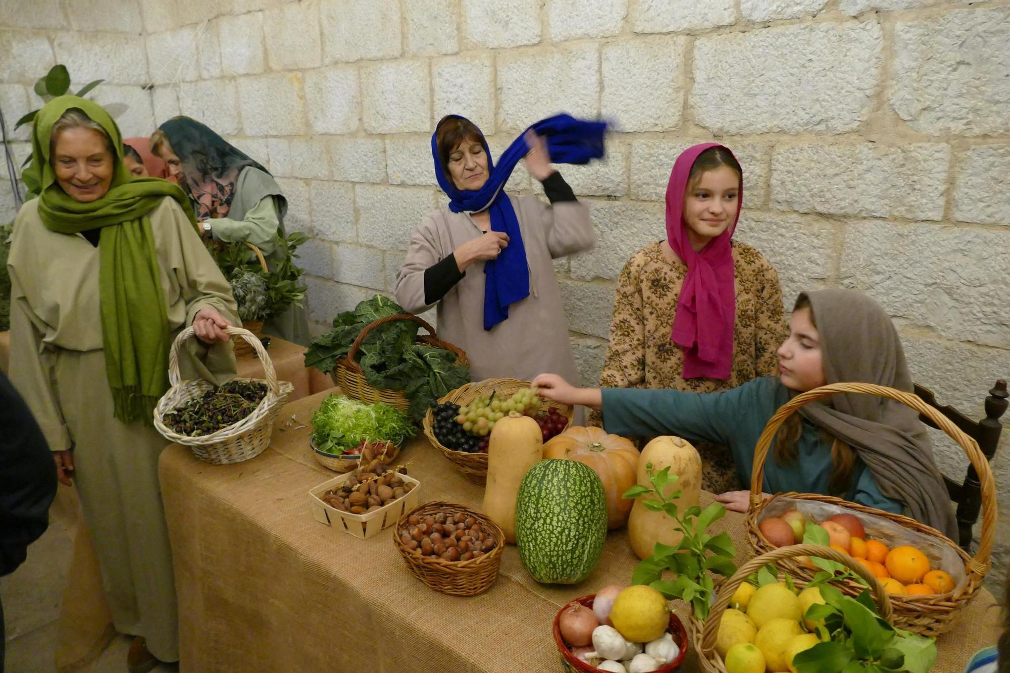 Èxit d'assistència al Pessebre Vivent de l'Església de Sant Pere de Figueres