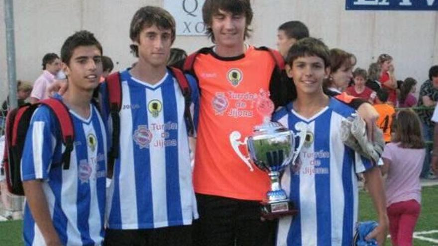 Cadete Carbonell, Prieto y Sellés, campeones