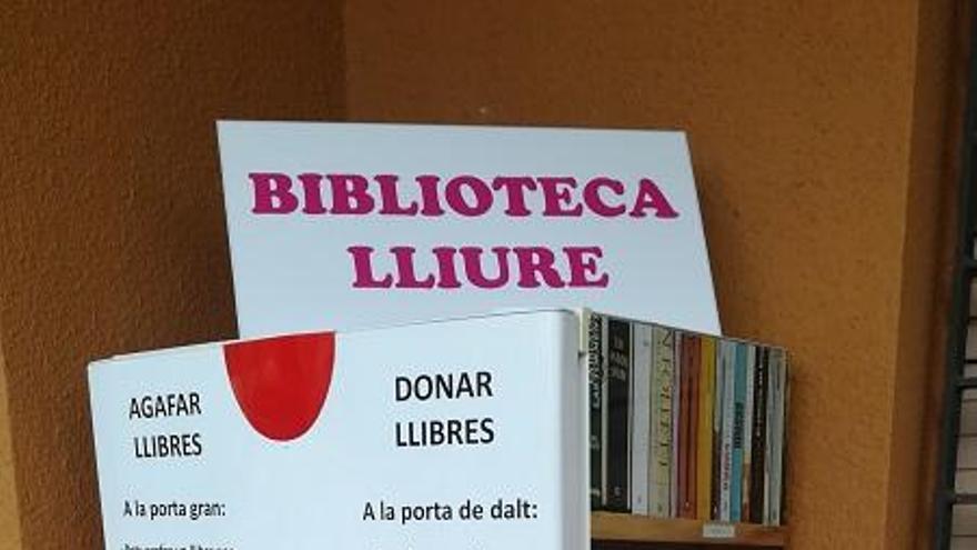 Biblioteca Lliure a Avinyonet