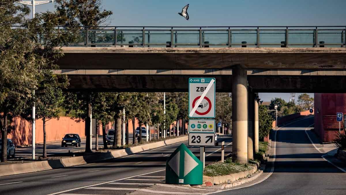 La Zona de Bajas Emisiones (ZBE) de Barcelona ya se encuentra en vigor.