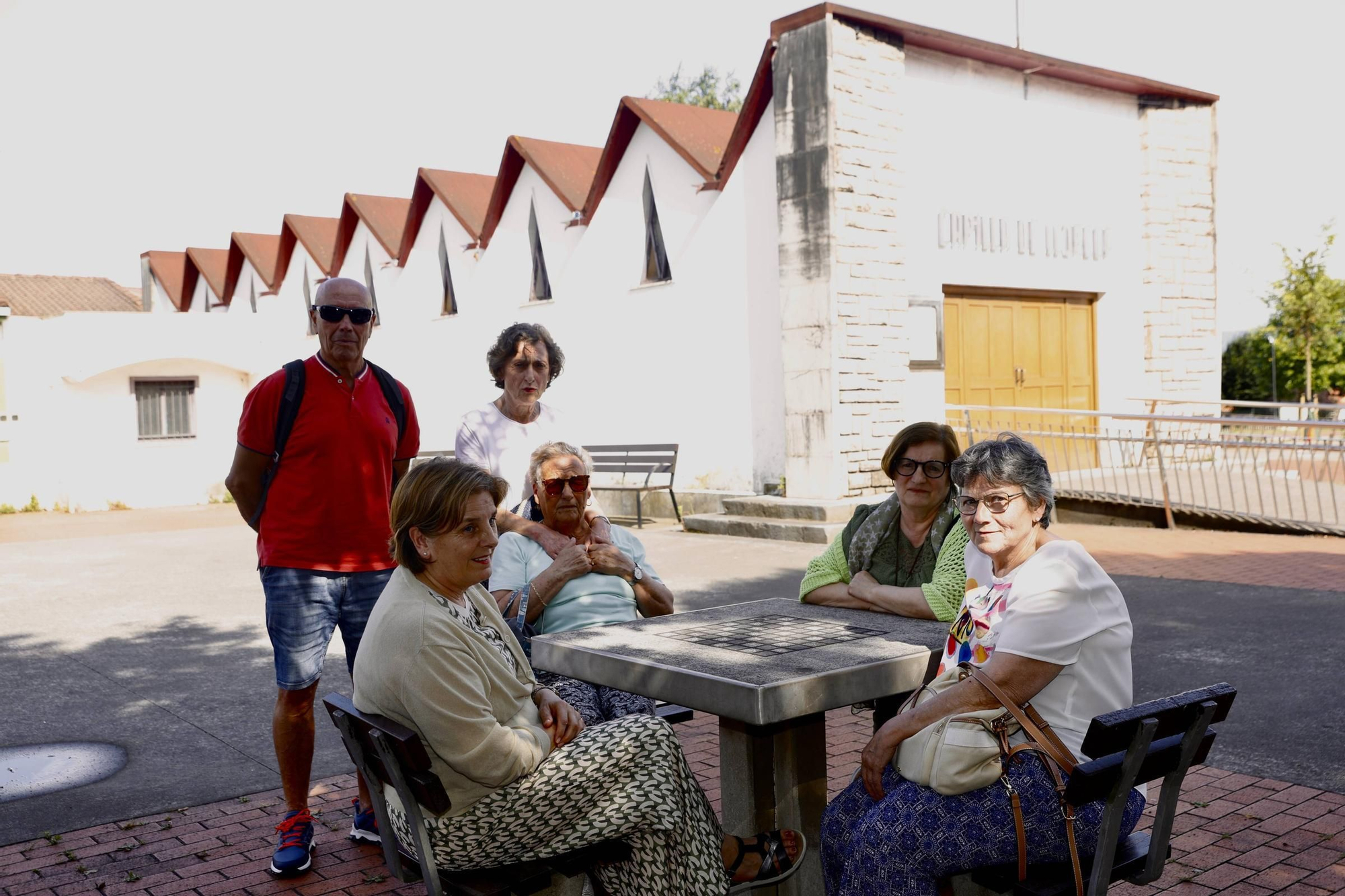 De barrios a parroquias: Tremañes, una lucha constante contra la contaminación (en imágenes)