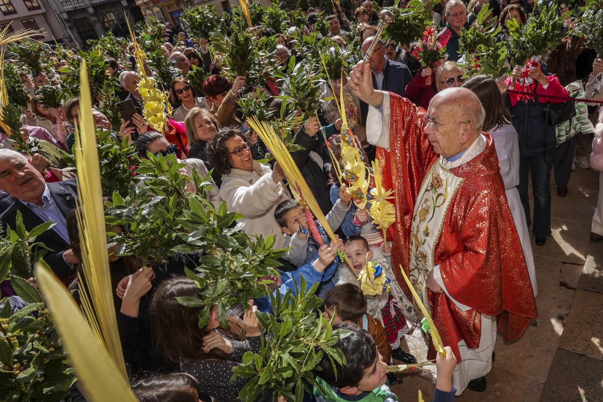 En imágenes | Así fueron las celebraciones del Domingo de Ramos en Oviedo