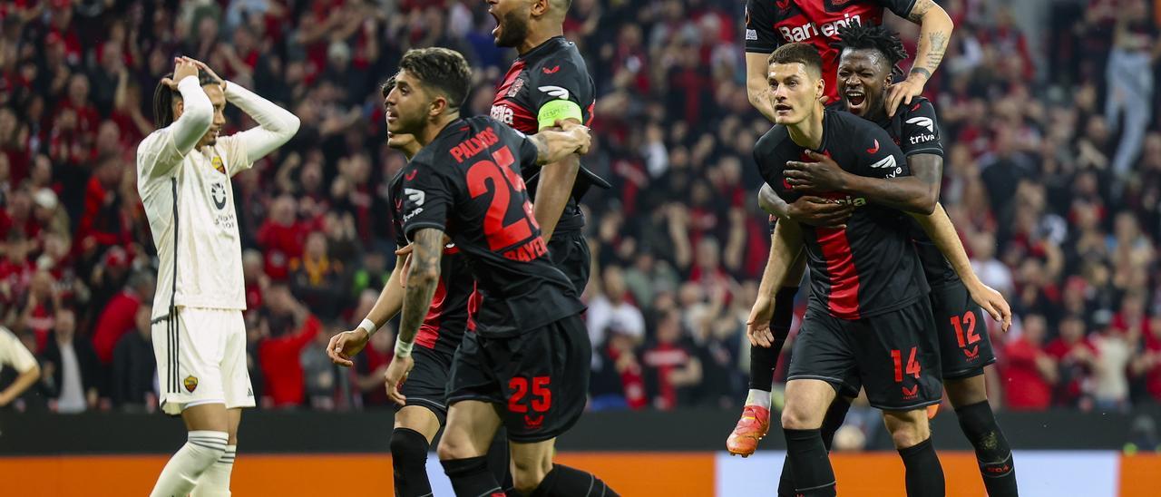 El Bayer Leverkusen alcanza la final tras un empate agónico ante el Roma