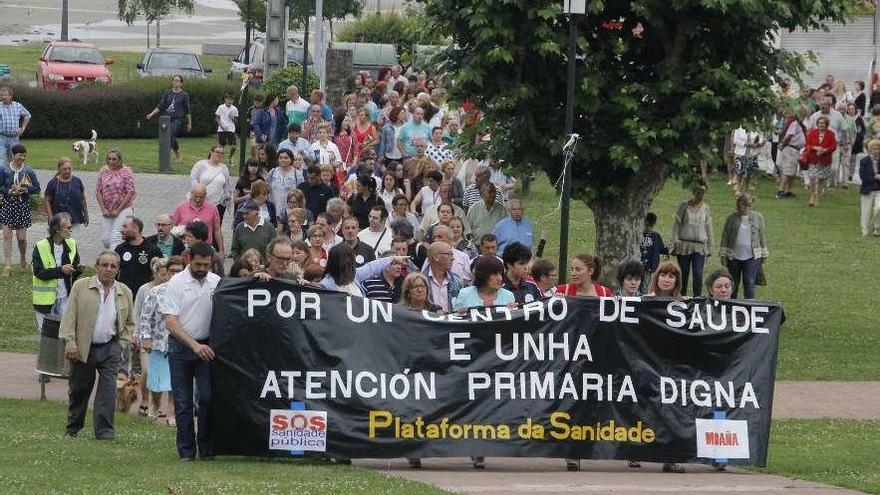 Cabeza de la manifestación contra los recortes sanitarios del pasado 24 de junio. // Santos Álvarez