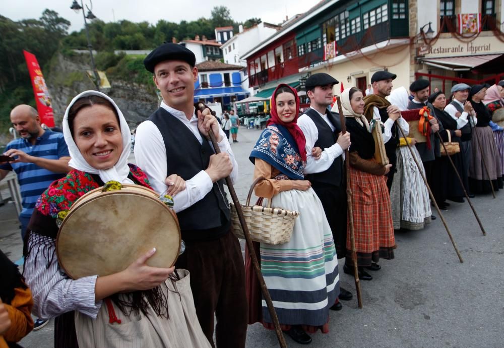 Desembarco de Carlos I en Tazones