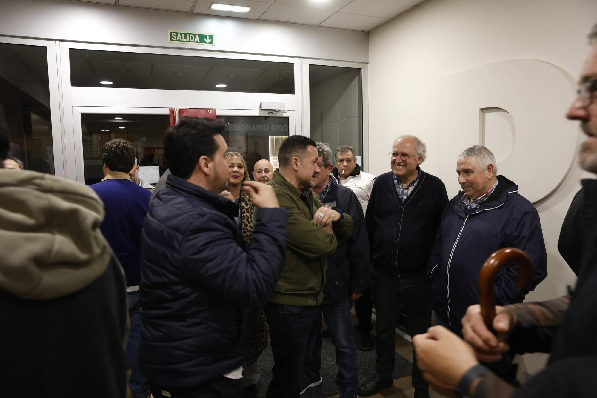 La victoria de Monchu García como secretario general del PSOE de Gijón, en imágenes