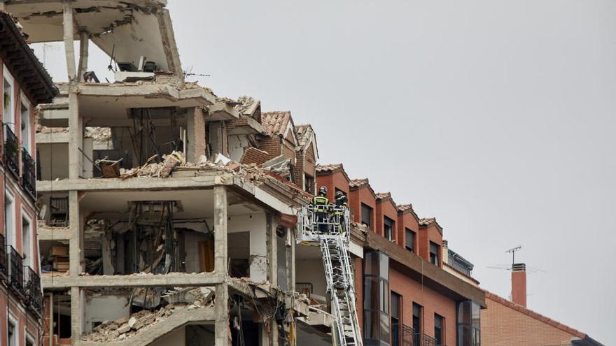 Al menos tres muertos en la gran explosión que destroza un edificio en Madrid