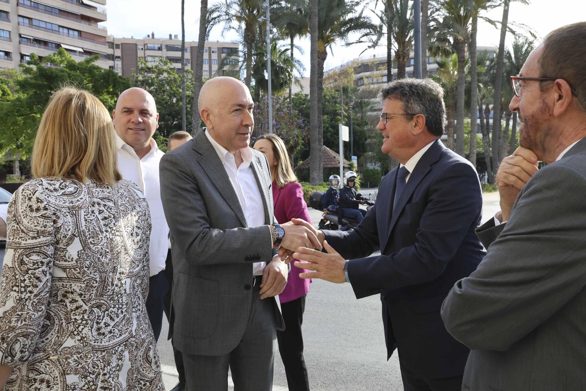El ministro de Transportes y Movilidad Sostenible, Óscar Puente, participa en el Foro Alicante de INFORMACIÓN