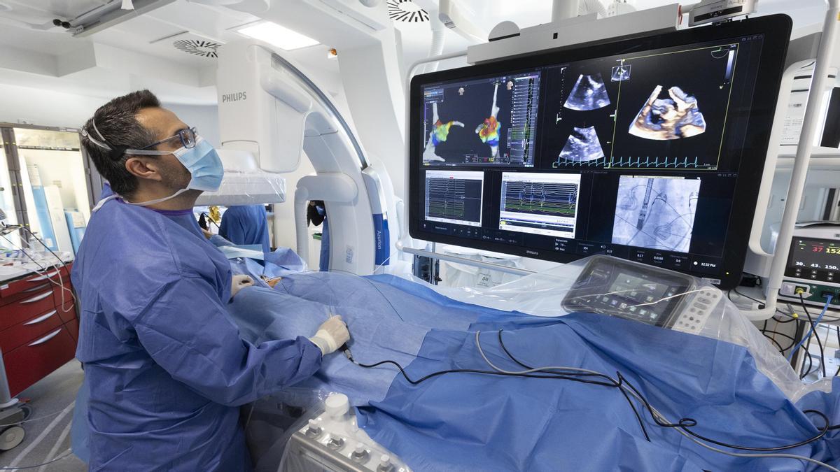 La Vall d’Hebron desenvolupa la primera sonda transesofàgica 4D del món per a nens amb cardiopaties