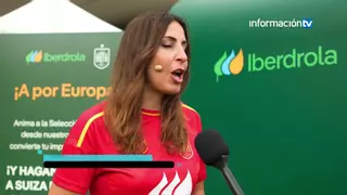 Benidorm apoya a la selección española femenina en la fanzone de Iberdrola