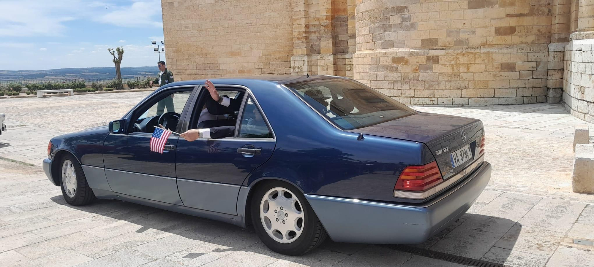 GALERÍA | Reunión de coches clásicos y fiesta de disfraces en Toro