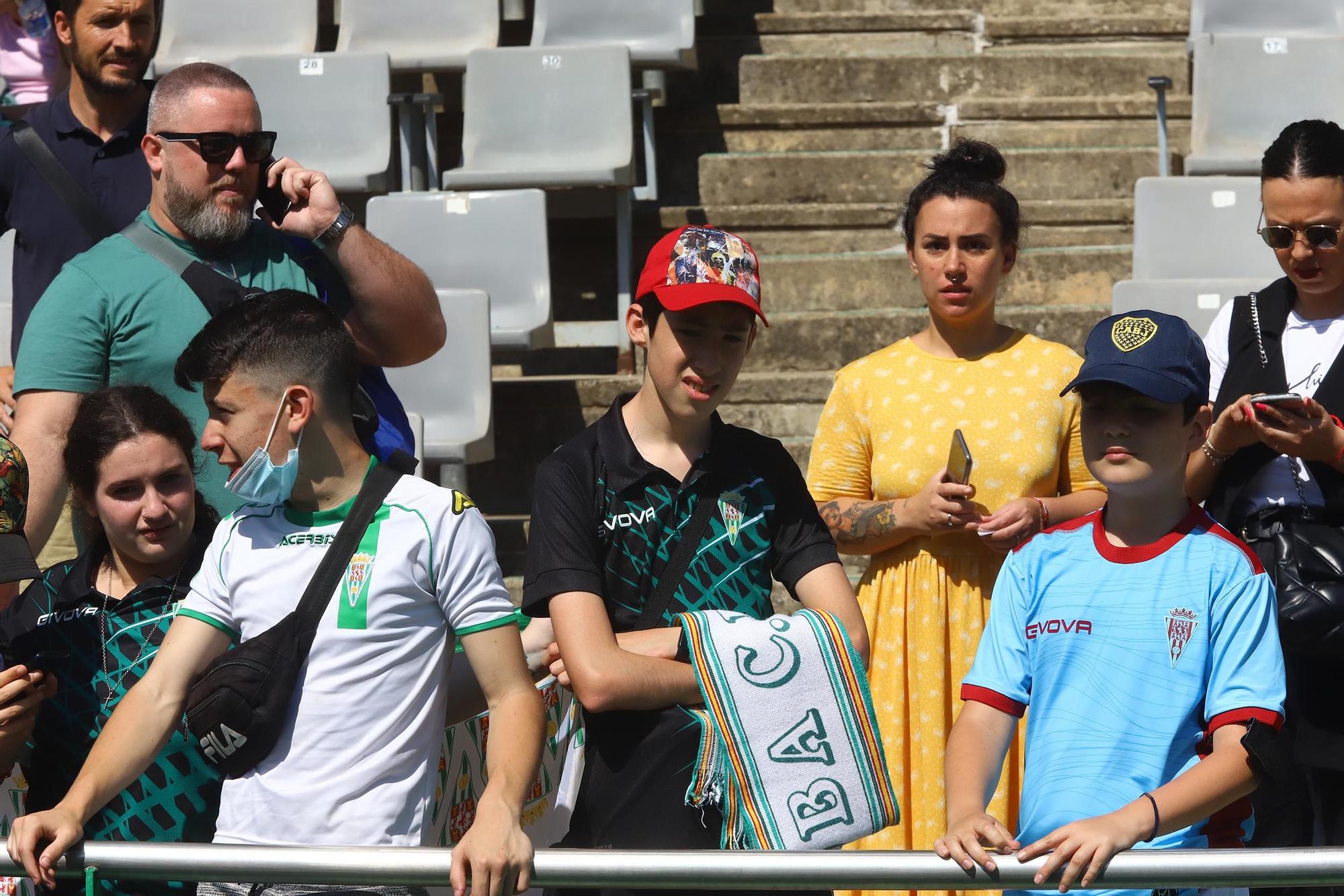 Las imágenes de los aficionados en el Córdoba CF-AD Ceuta CF