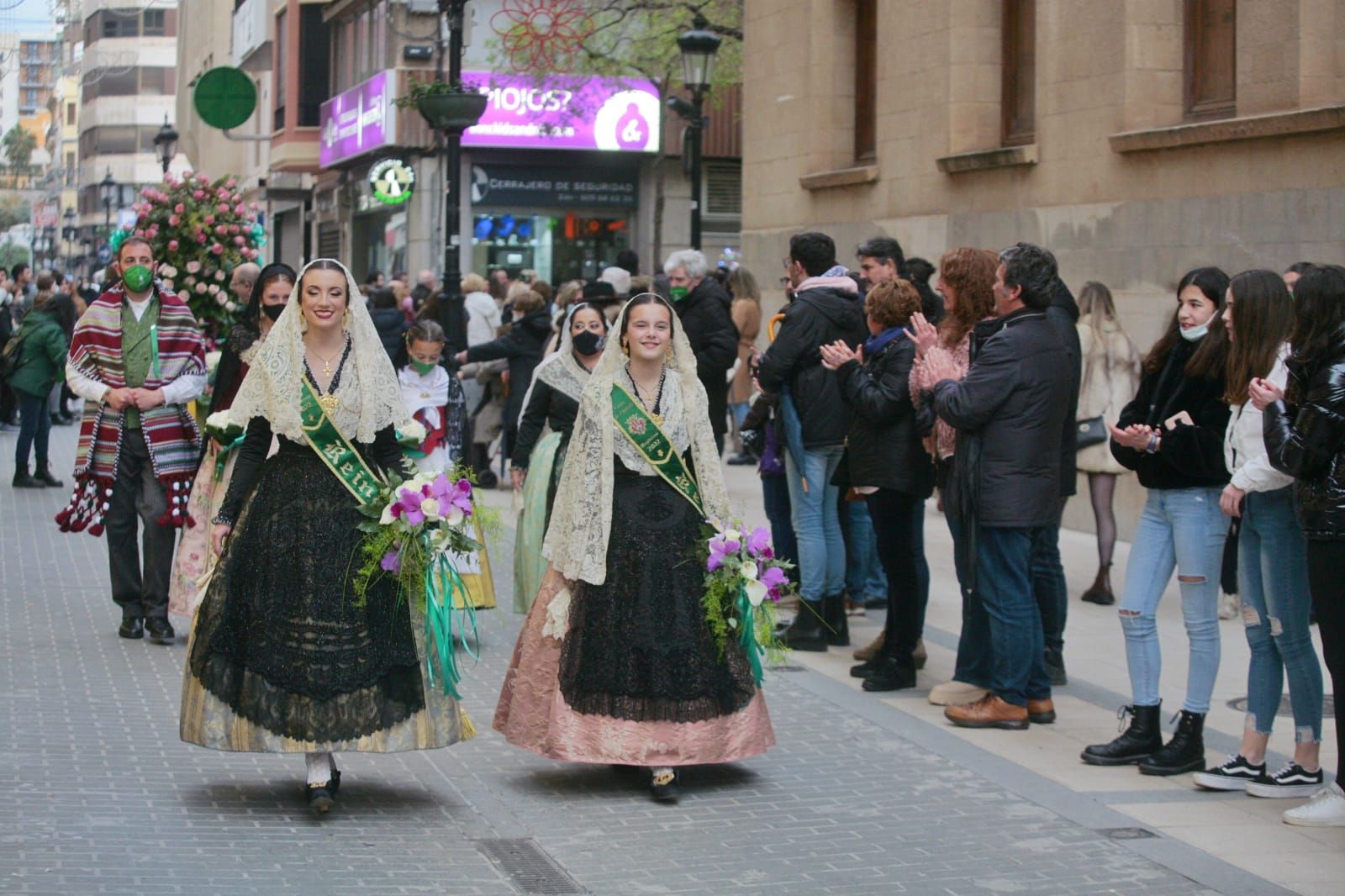 Las mejores imágenes de la Ofrenda a la Mare de Déu del Lledó