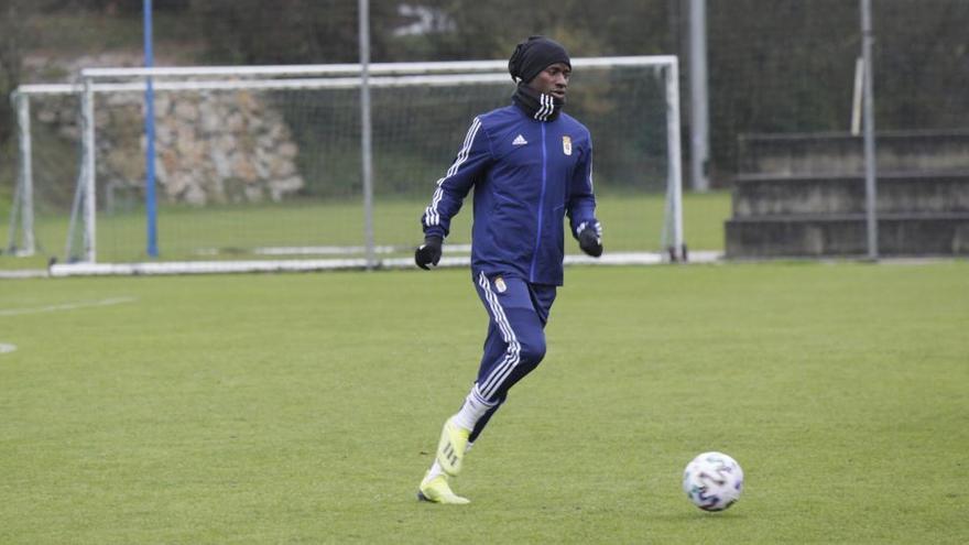 Ibra durante el entrenamiento de esta mañana en El Requexón