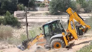 Nueva limpieza del barranco de Torrent junto al Pantano