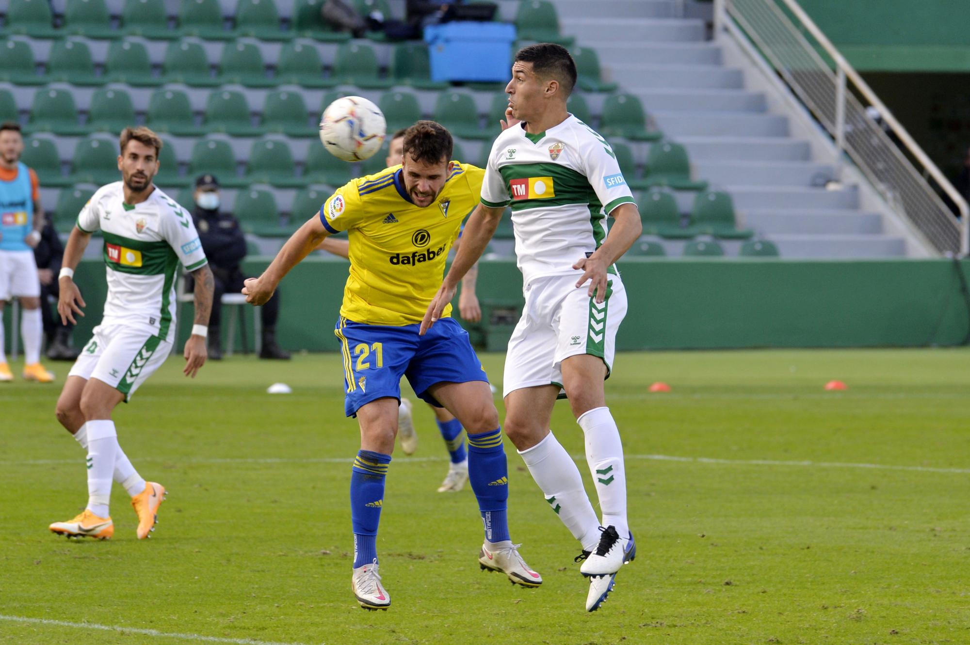 Las mejores imágenes del Elche - Cádiz