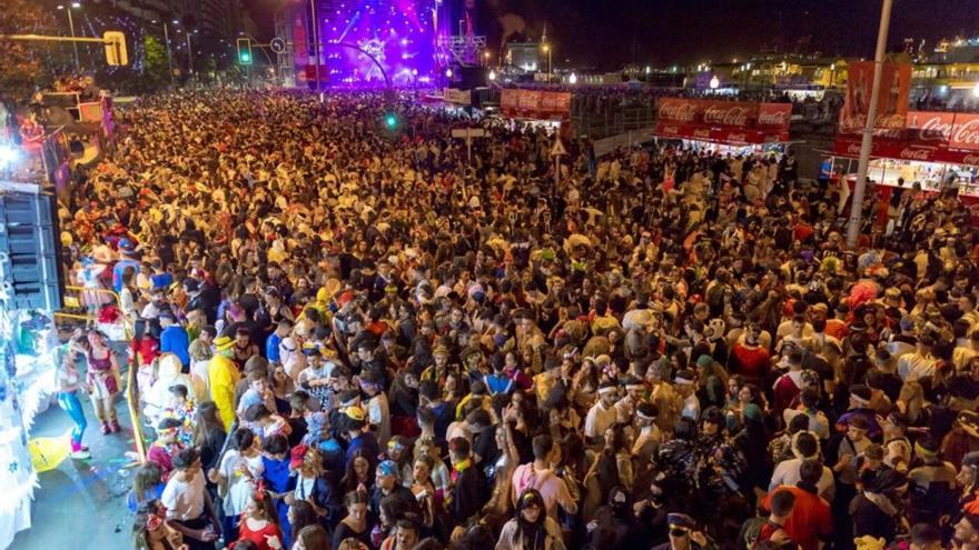 Santa Cruz cierra dos locales por incumplir los horarios en Carnaval