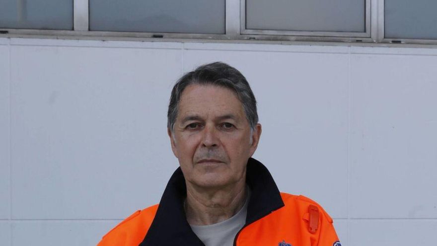 Gonzalo Míguez, en la sede de Protección Civil en el Tartiere. | FERNANDO RODRÍGUEZ