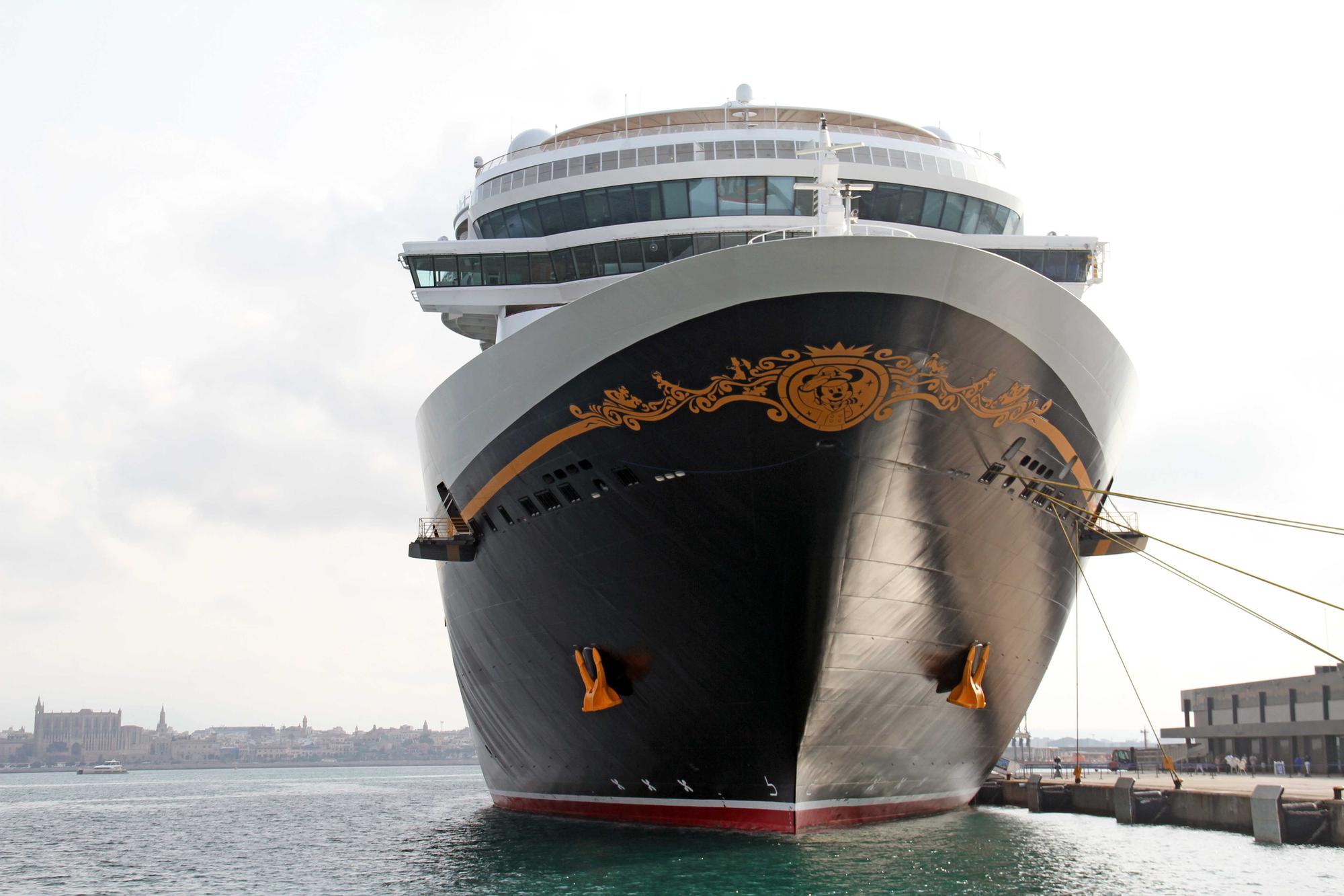 'Disney Dream': un crucero de Disney llega a Palma