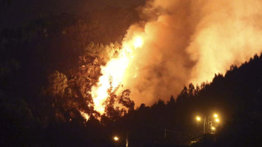 Incendio declarado en Peitieiros