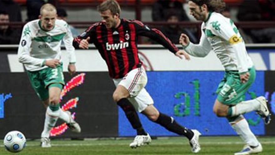 Beckham se queda en el Milan hasta final de temporada