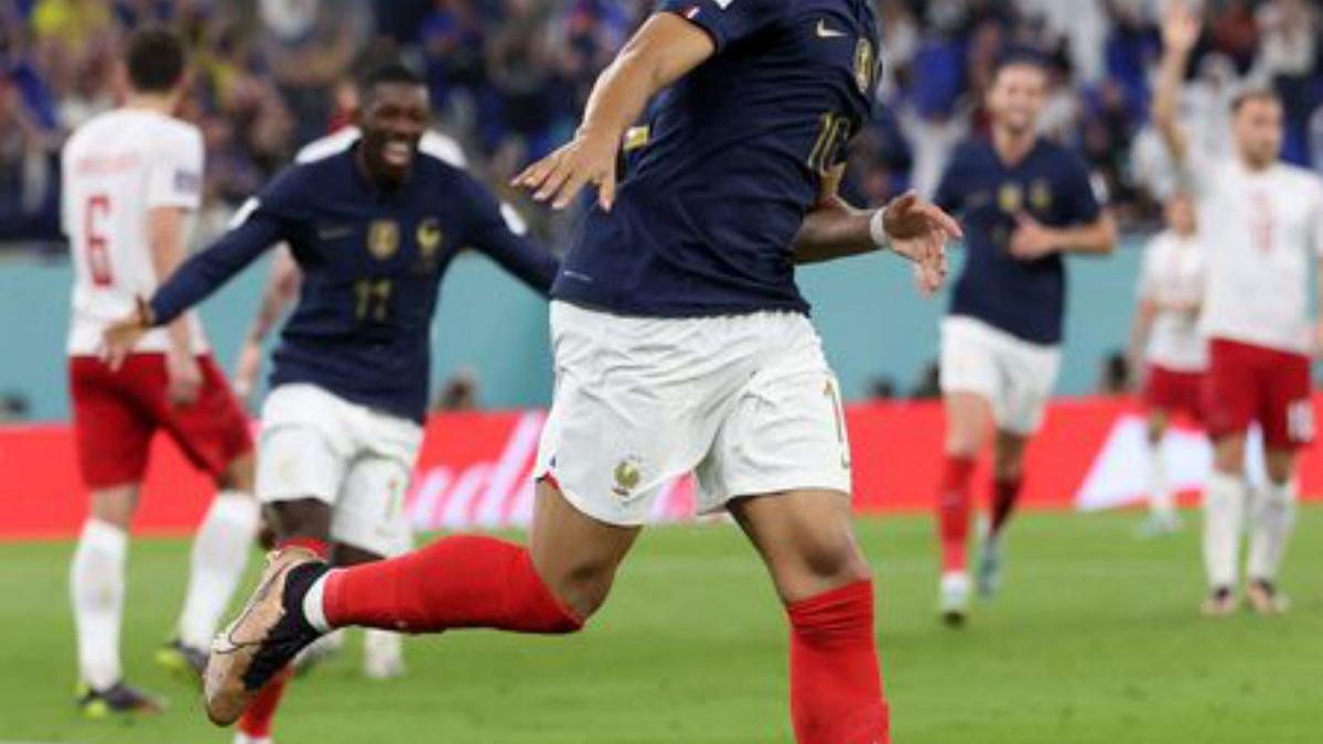 Mbappé celebra un dels gols. |  | REUTERS