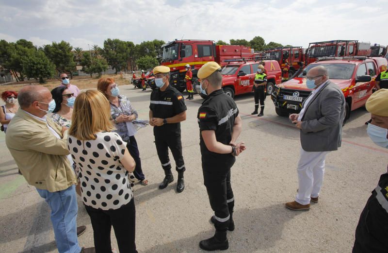 Gloria Calero visita la Unidad Militar de Emergencias, UME en la base militar de Bétera