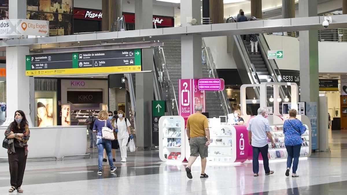 Estos son los comercios y centros comerciales que estarán abiertos el Jueves y Viernes Santo de Semana Santa en Málaga.