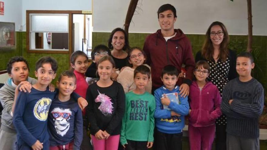 Guinot visita el colegio Illes Columbretes