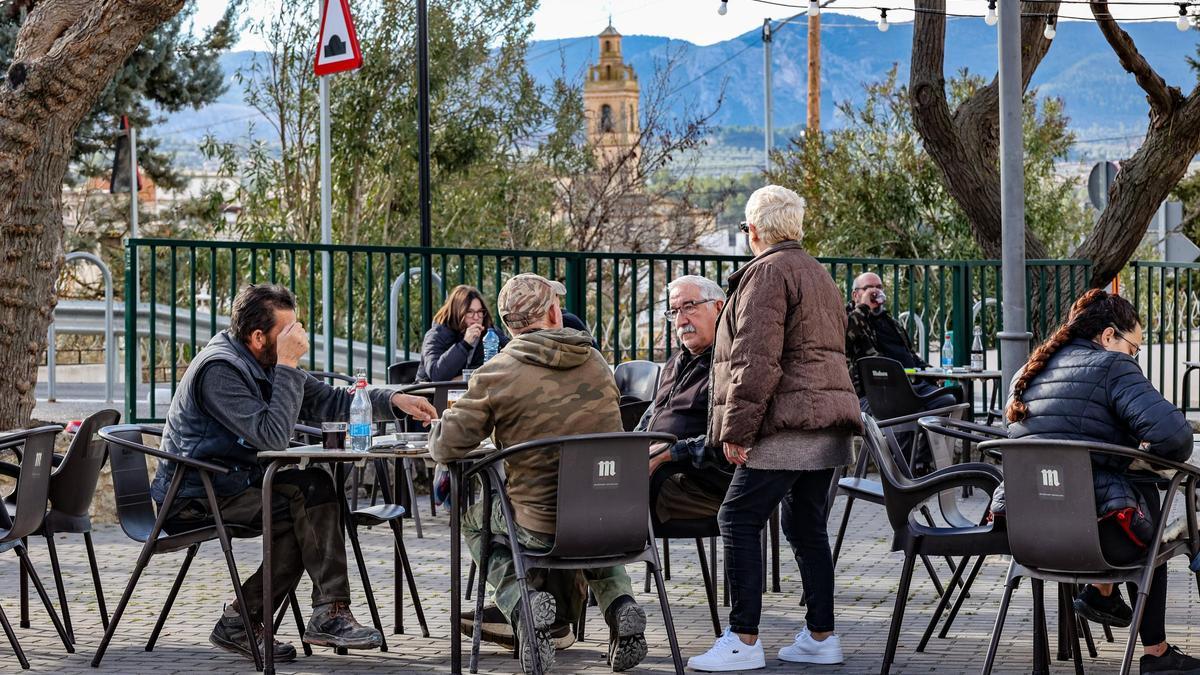 Bares de guardia contra la despoblación en la Vall de Seta