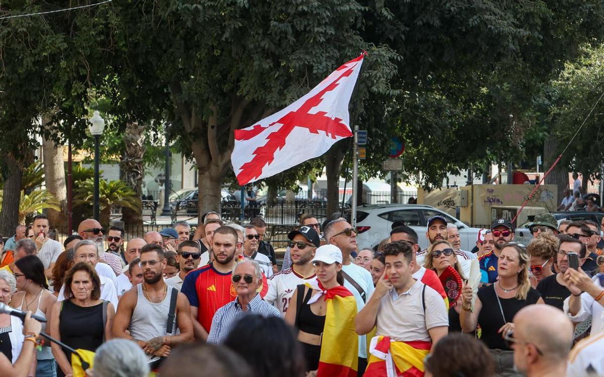 La movilización de Alicante en apoyo a Ceuta, en imágenes