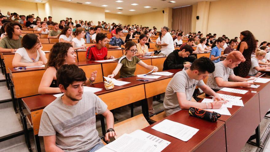 Convocatoria anterior en la Facultad de Medicina.