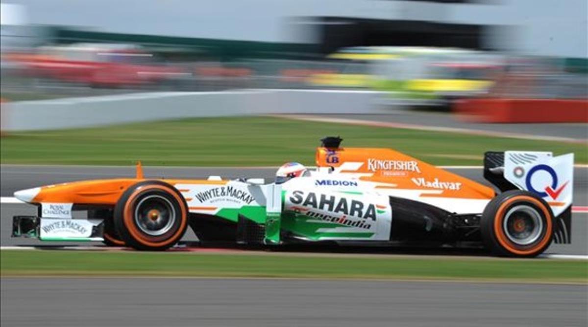 Paul di Resta, amb el Force India, durant la sessió de qualificació.