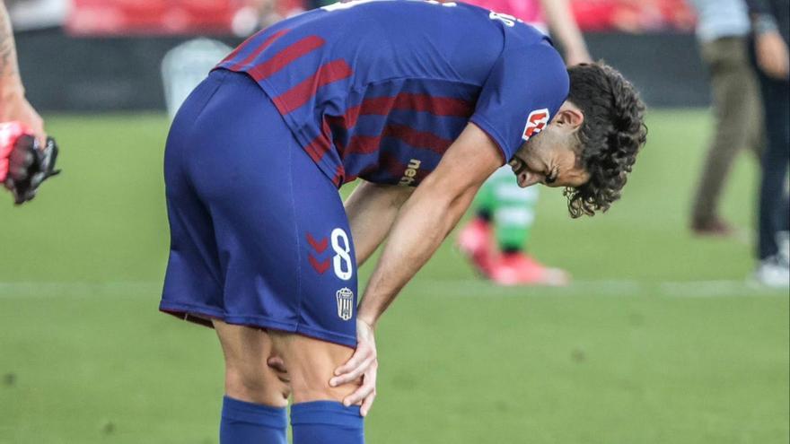 El Eldense apuesta por volver pronto al fútbol profesional