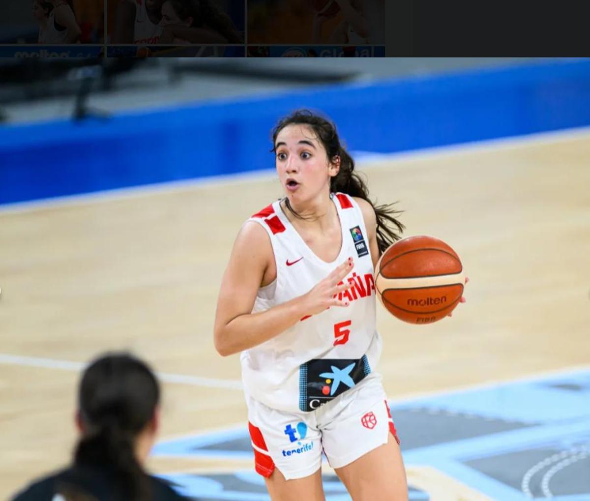 Isa Hernández, en el partido de este viernes ante Nueva Zelanda.