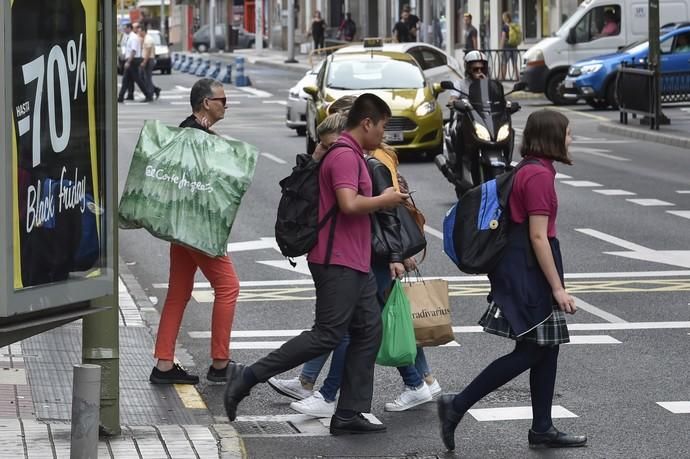 Black friday en la zona comercial de Mesa y López