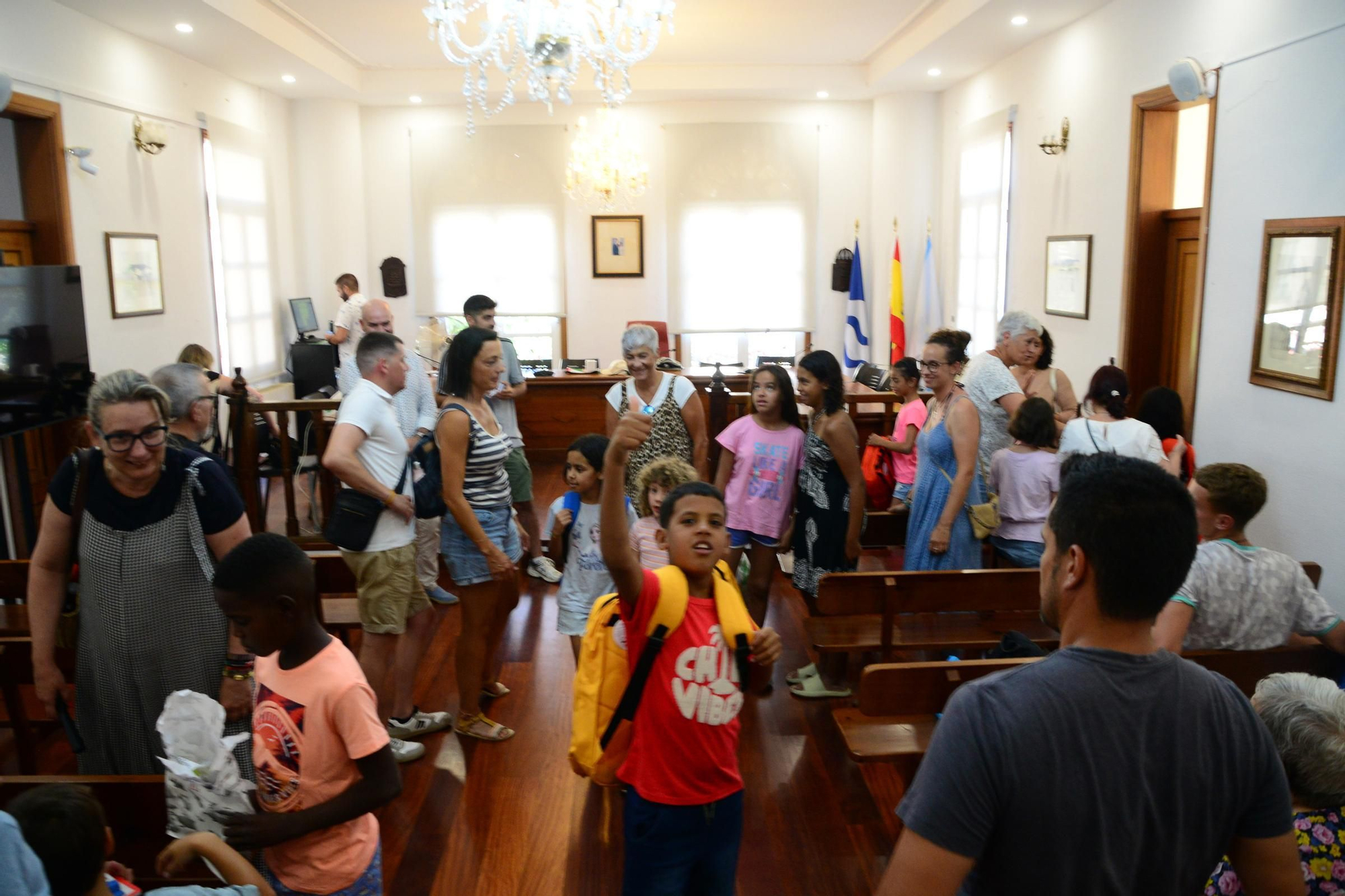 Recepción a los menores saharauis en Bueu
