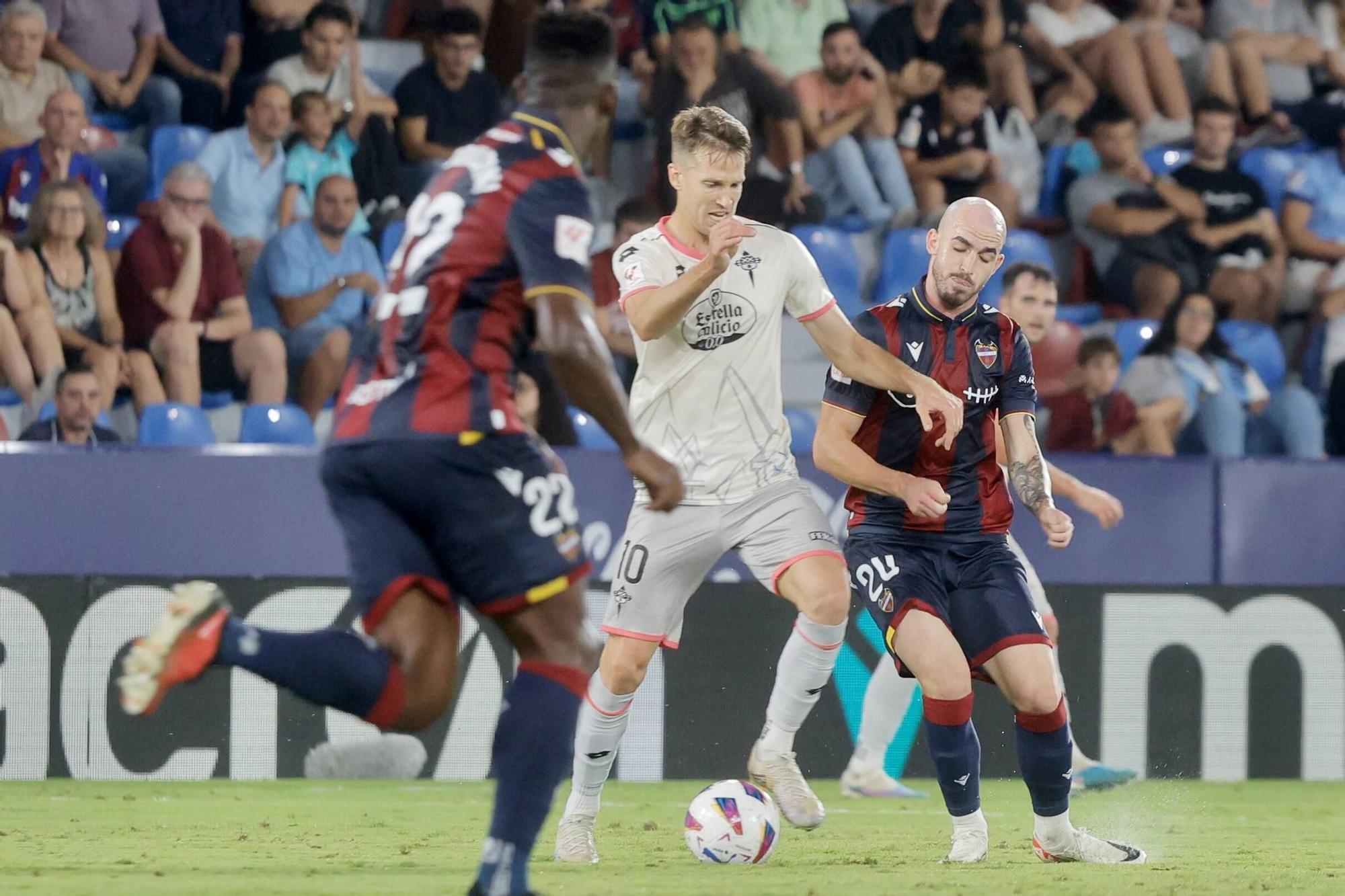 El Levante - Racing de Ferrol (1-0), en imágenes