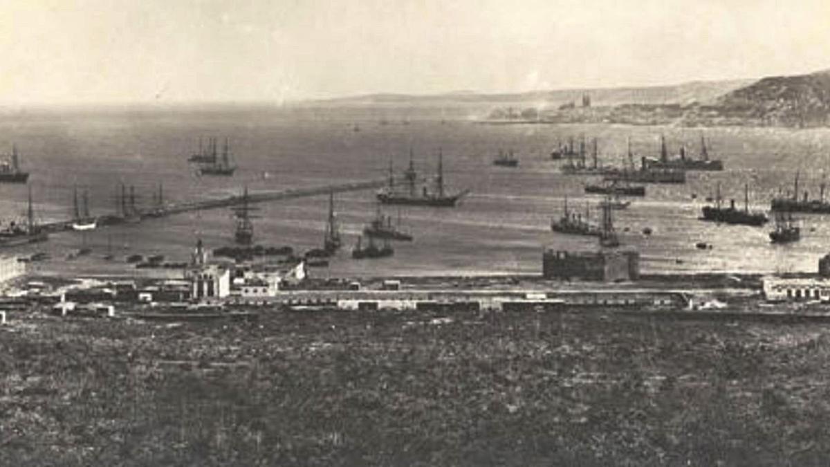 Foto del puerto de La Luz a principios del siglo XX.   