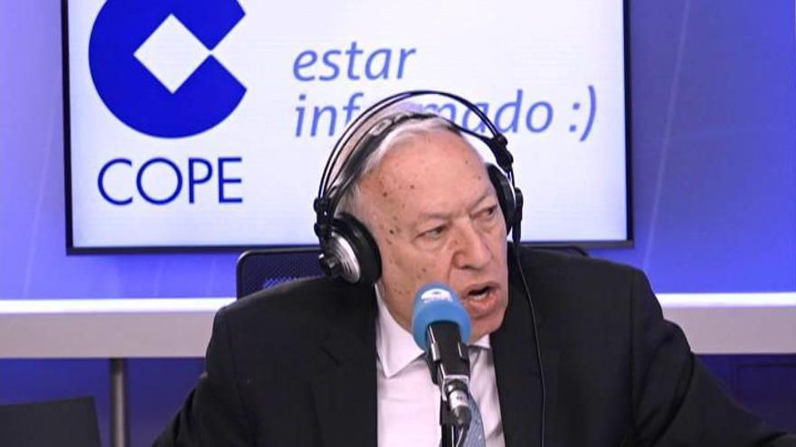 Margallo "conmocionado" por los atentados de Bélgica