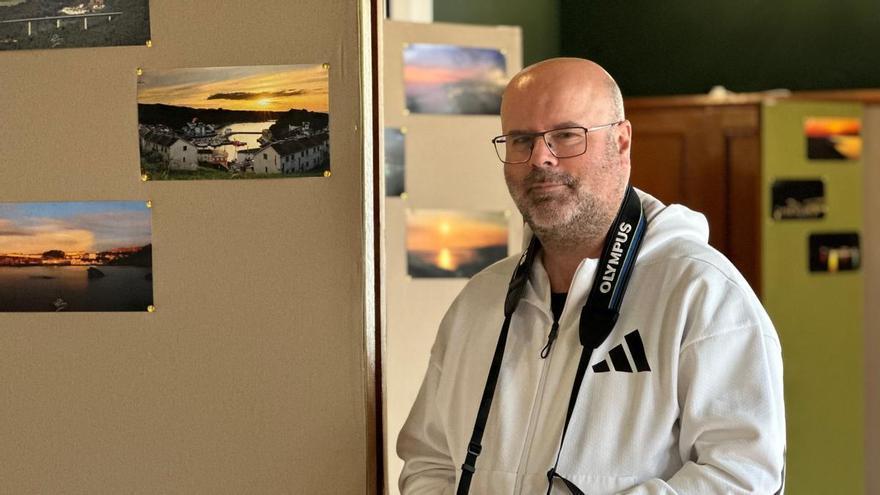 Raúl García, el fotógrafo amateur que retrata Luarca con paciencia, emoción y luz propia expone sus trabajos en el Casino