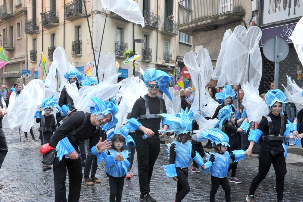 Rua infantil, cercavila i castells per acomiadar les Fires de Figueres