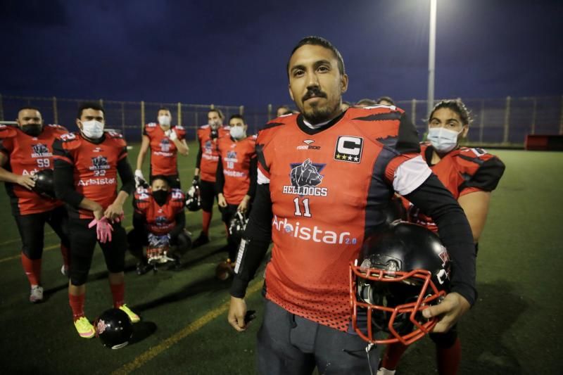 Equipo de fútbol americano Tenerife Helldogs