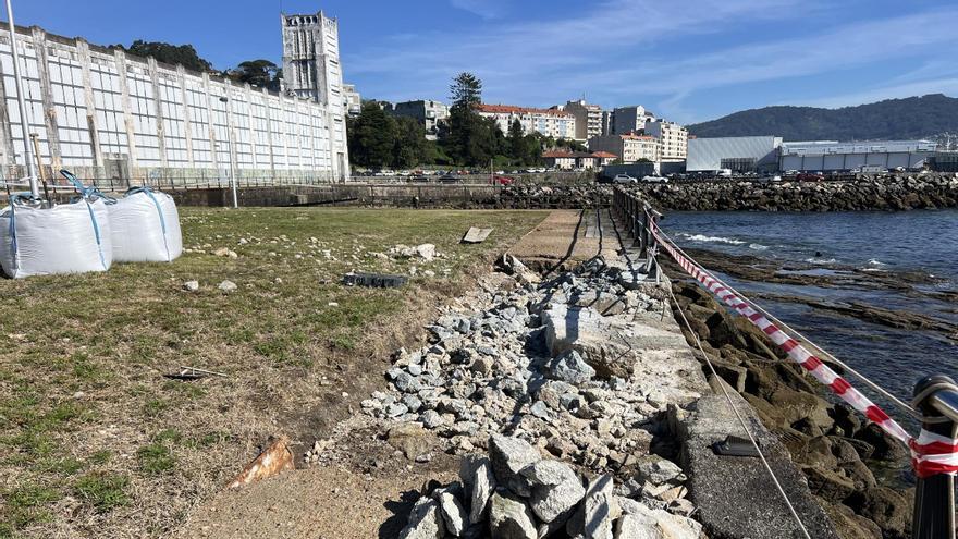 La Autoridad Portuaria inicia la reparación de daños por el temporal en Massó y prevé un mes de obras