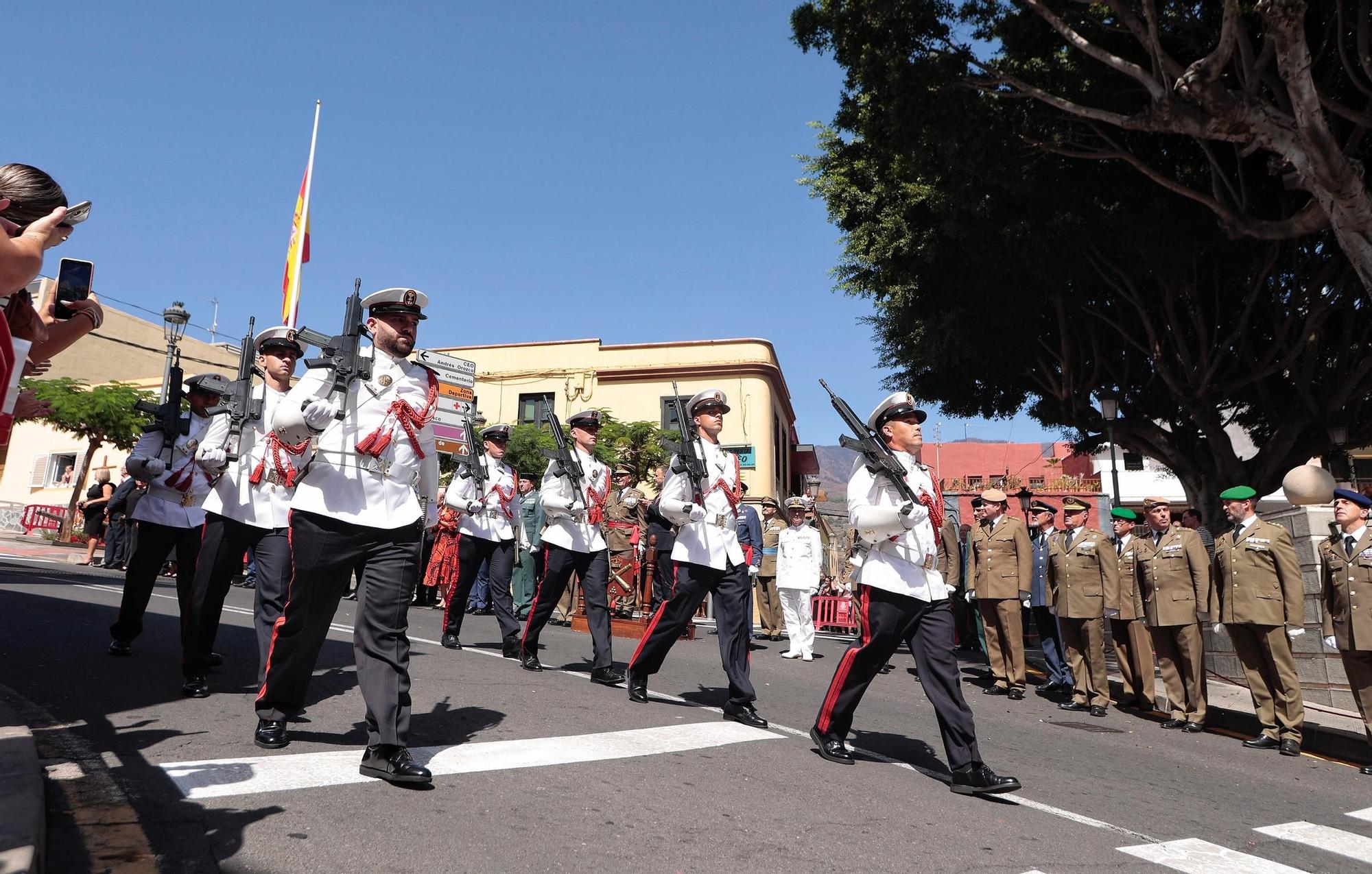 Acto de la bandera de la Fiesta Nacional en Arafo