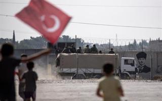 Pence y Pompeo viajan a Turquía para promover un alto al fuego en Siria